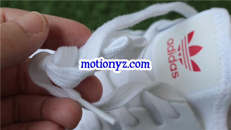 Real Boost Adidas NMD x Supreme LVS White